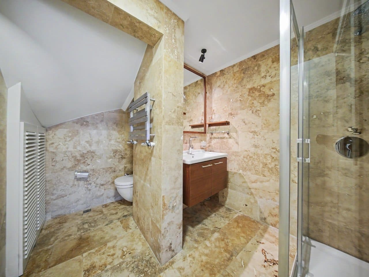 Yeniköy | Full Renöve | Tripleks Villa | For Rent image 5