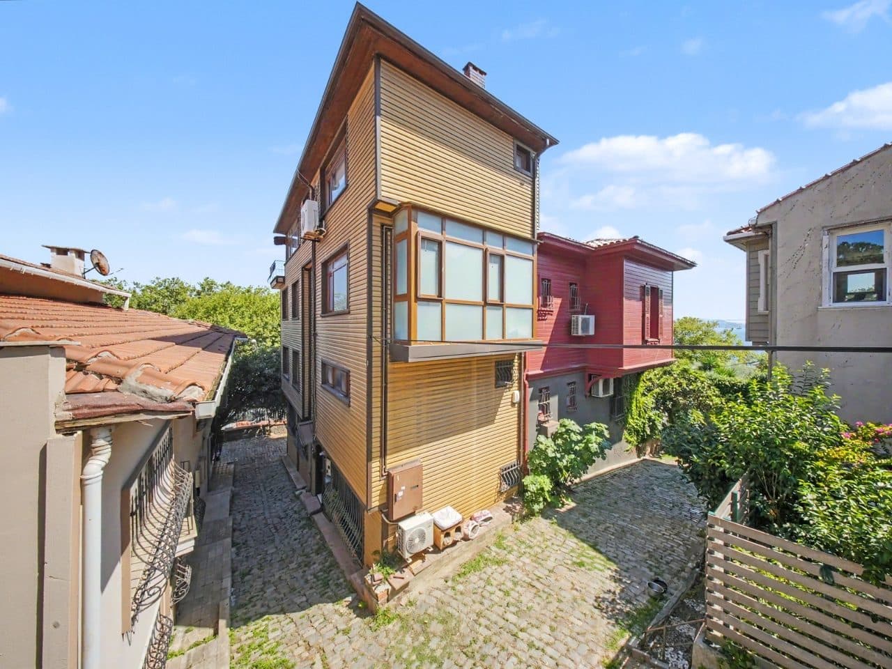 Yeniköy | Full Renöve | Tripleks Villa | For Rent image 8