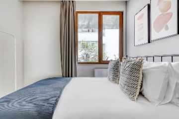 Suadiye'de Geniş 2+1 | Lüks Eşyalı | Net 85 m² Otoparklı