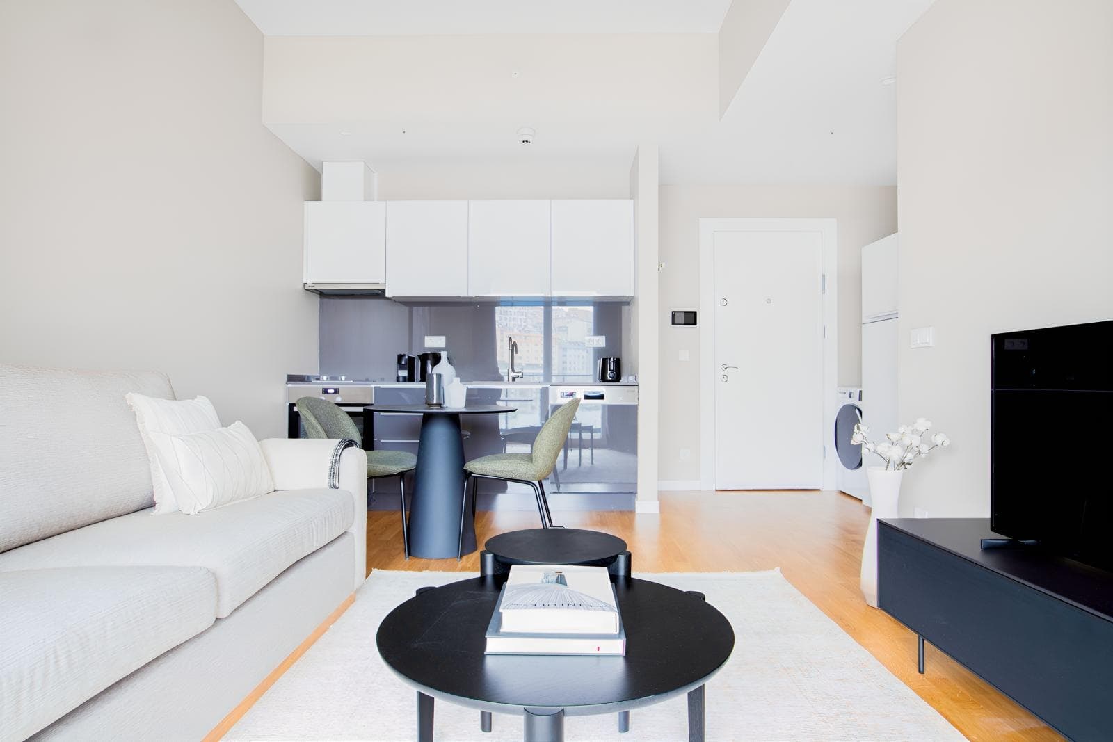 1+1 Apartment for Sale in Merkez Mah., Kağıthane image 3