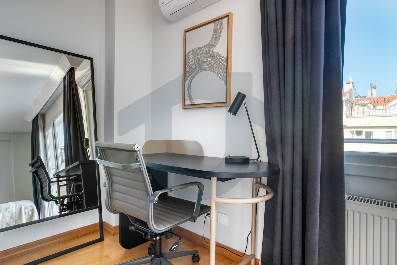 1+1 Apartment for Rent in Cumhuriyet Mah., Şişli