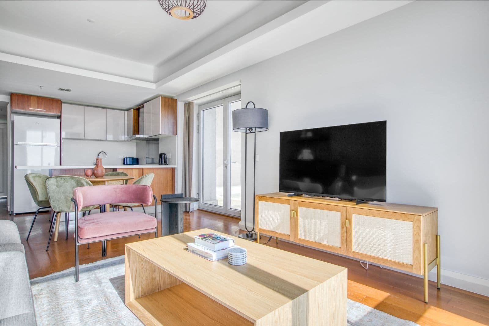 2+1 Residence for Rent in Atatürk Mh., Ataşehir image 2