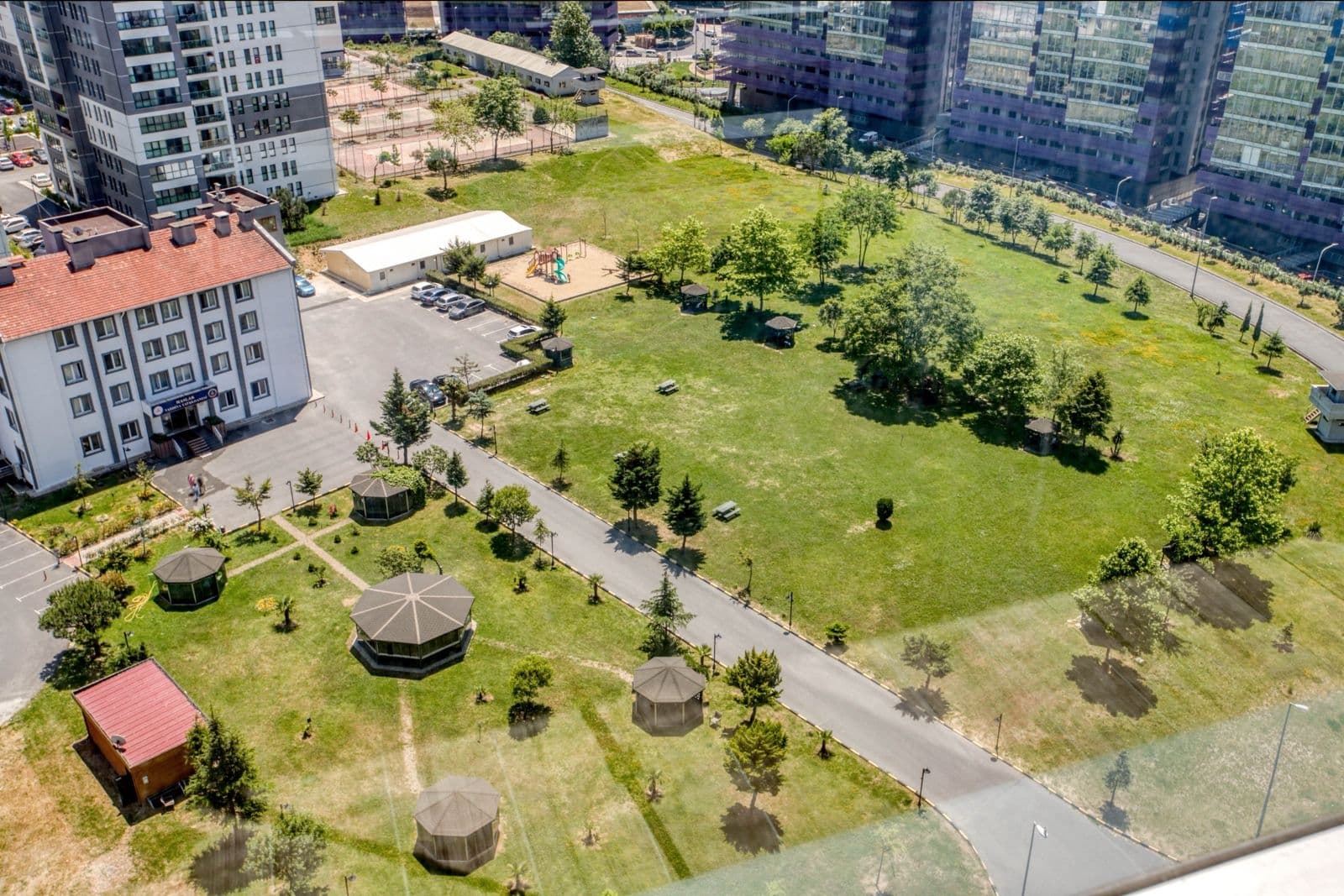 2+1 Apartment for Rent in Maslak Mah., Sarıyer