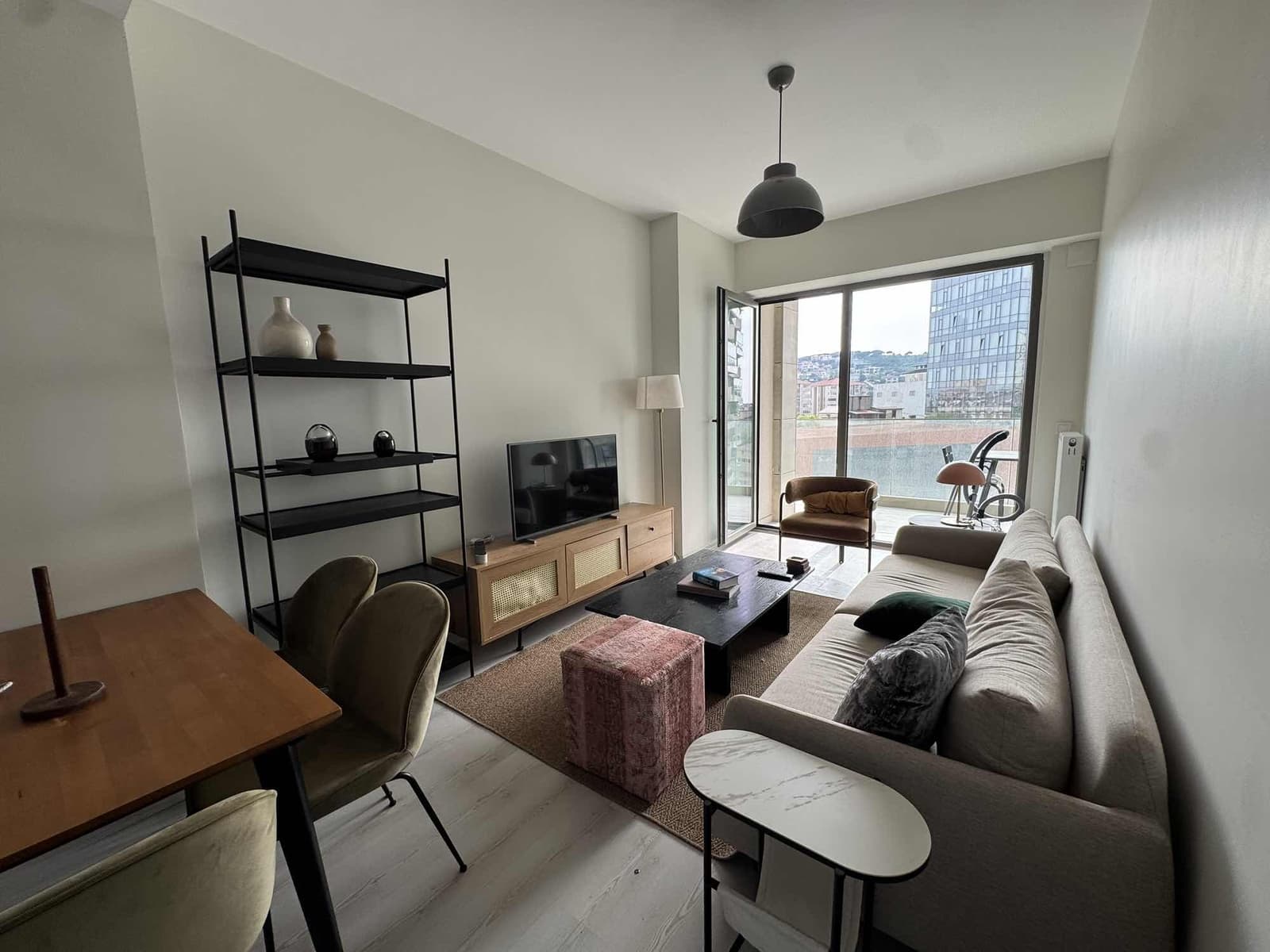 La Mer | Full Eşyalı Geniş Balkonlu | Fully Furnished w/ Balcony image 5
